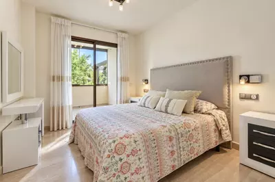Middle Floor Apartment in Puerto Banús