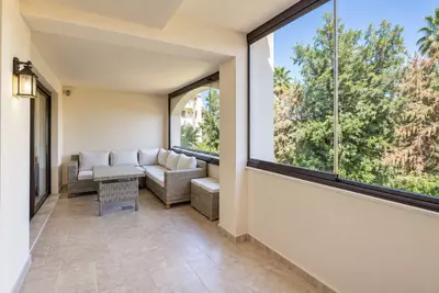 Middle Floor Apartment in Puerto Banús