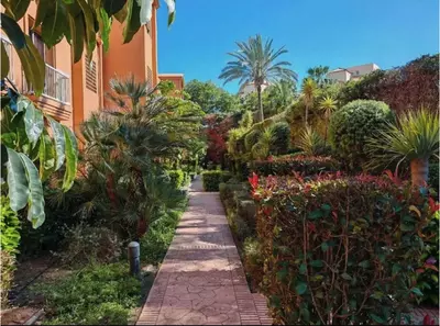 Middle Floor Apartment in Benahavís