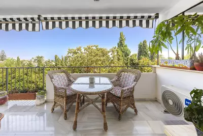 Middle Floor Apartment in Marbella