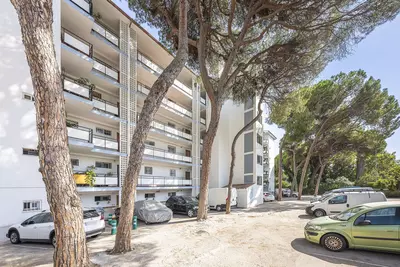Middle Floor Apartment in Marbella