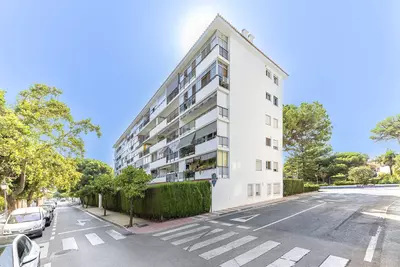 Middle Floor Apartment in Marbella