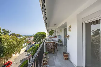 Middle Floor Apartment in Marbella