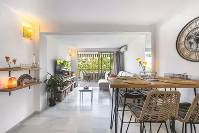 Middle Floor Apartment in Marbella