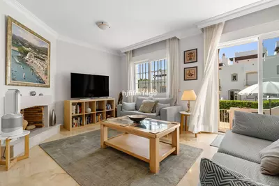 Townhouse in Nueva Andalucía