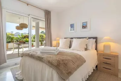 Ground Floor Apartment in Nueva Andalucía