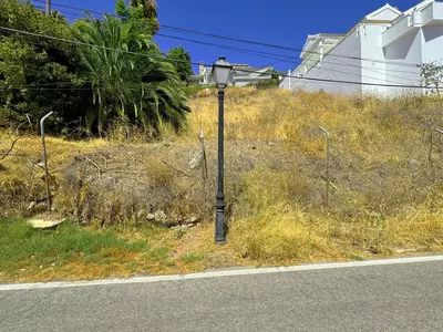 Residential Plot in Nueva Andalucía