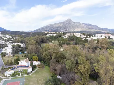 Ground Floor Apartment in Nueva Andalucía
