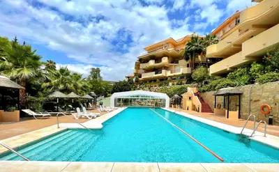 Middle Floor Apartment in Nueva Andalucía