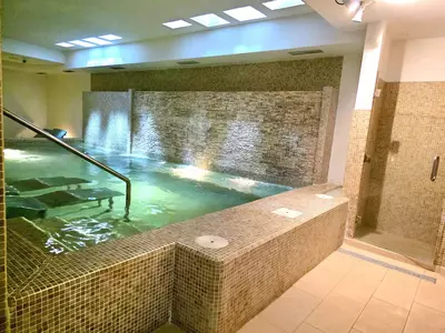 Middle Floor Apartment in Nueva Andalucía