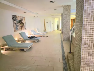 Middle Floor Apartment in Nueva Andalucía
