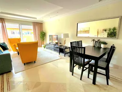 Middle Floor Apartment in Nueva Andalucía