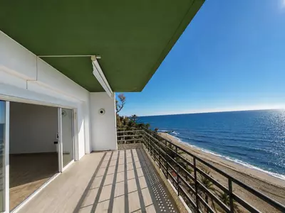 Middle Floor Apartment in Marbella