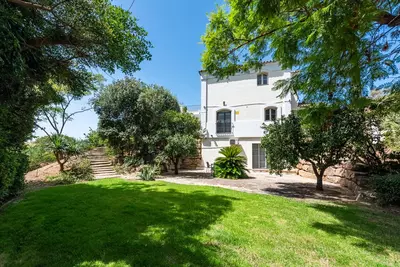 Detached Villa in Nueva Andalucía
