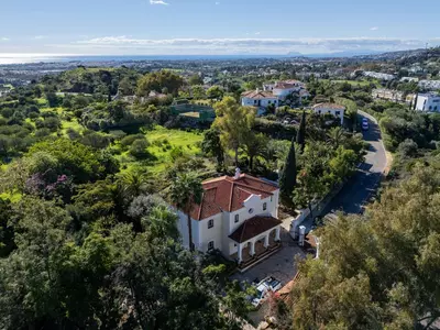 Detached Villa in Nueva Andalucía