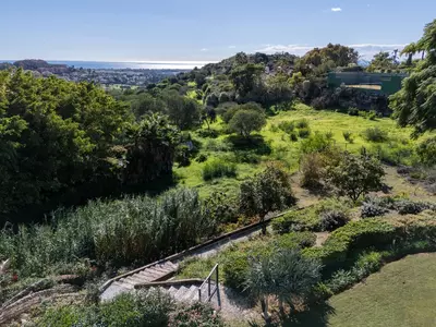 Detached Villa in Nueva Andalucía