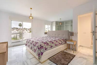 Townhouse in Nueva Andalucía