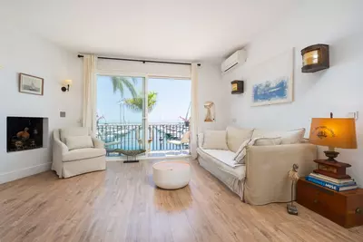 Middle Floor Apartment in Puerto Banús