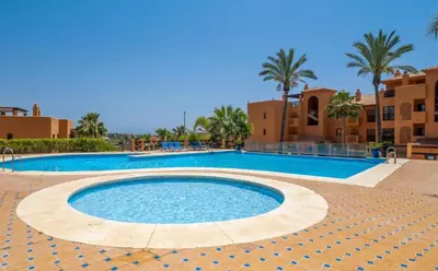 Middle Floor Apartment in Atalaya