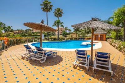 Middle Floor Apartment in Atalaya