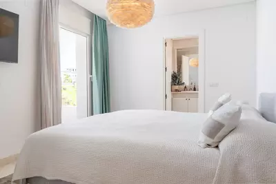 Ground Floor Apartment in Nueva Andalucía