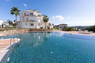 Ground Floor Apartment in Nueva Andalucía