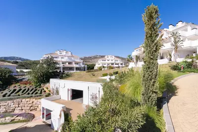 Ground Floor Apartment in Nueva Andalucía