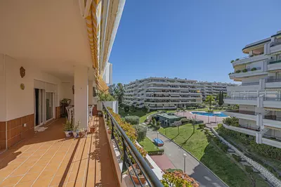 Middle Floor Apartment in Guadalmina Alta