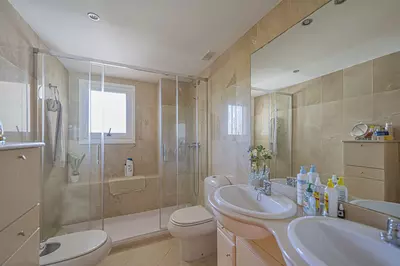 Middle Floor Apartment in Guadalmina Alta