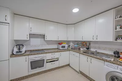 Middle Floor Apartment in Guadalmina Alta