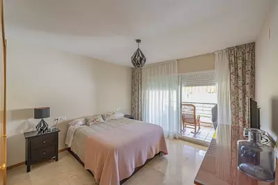 Middle Floor Apartment in Guadalmina Alta