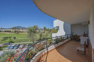 Middle Floor Apartment in Guadalmina Alta