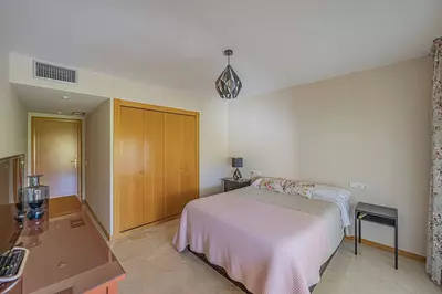 Middle Floor Apartment in Guadalmina Alta