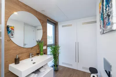 Middle Floor Apartment in Estepona