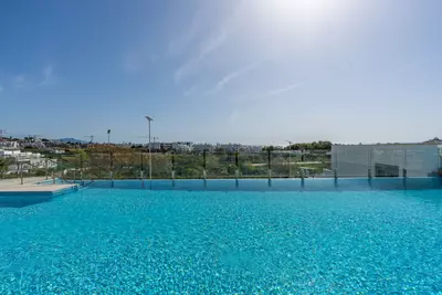 Middle Floor Apartment in Estepona