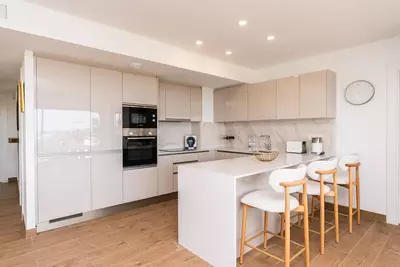 Middle Floor Apartment in Estepona