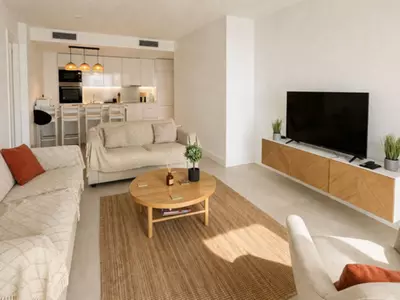 Middle Floor Apartment in Manilva