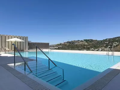 Middle Floor Apartment in Benahavís