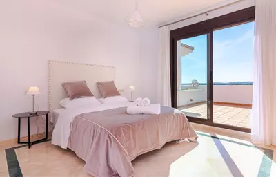 Penthouse in Casares Playa