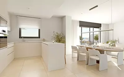 Middle Floor Apartment in Estepona