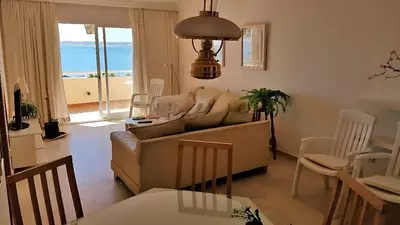 Middle Floor Apartment in Estepona