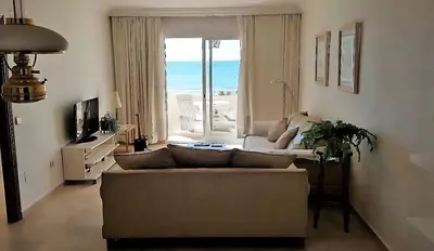 Middle Floor Apartment in Estepona