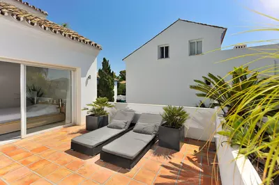 Semi-Detached House in Guadalmina Baja