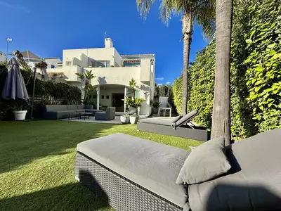 Semi-Detached House in Guadalmina Baja