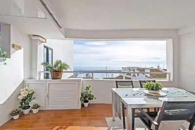 Middle Floor Apartment in Puerto Banús