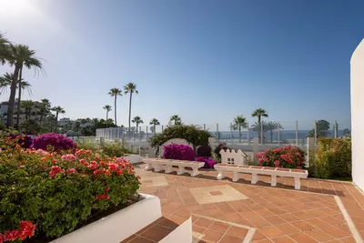 Middle Floor Apartment in Puerto Banús