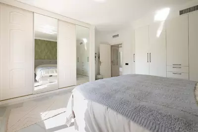 Middle Floor Apartment in Puerto Banús