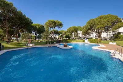 Middle Floor Apartment in Puerto Banús