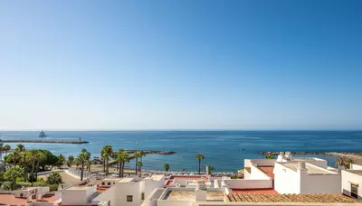 Middle Floor Apartment in Puerto Banús