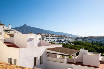 Middle Floor Apartment in Puerto Banús